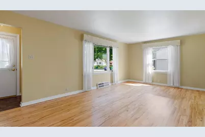 833 N Buchanan Street, Green Bay, WI 54303 - Photo 7