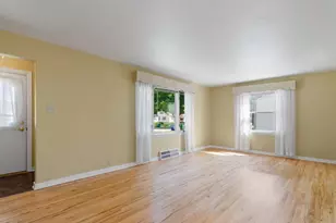 833 N Buchanan St, Green Bay, WI 54303 - Photo 7