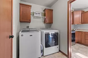 W6115 Sherwood Point Dr, Greenville, WI 54942 - Photo 45
