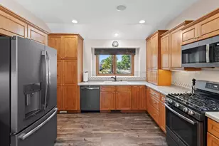 1900 E Orchard Blossom Dr, Appleton, WI 54915 - Photo 19