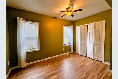 831 S Baird Street, Green Bay, WI 54301 - Photo 5