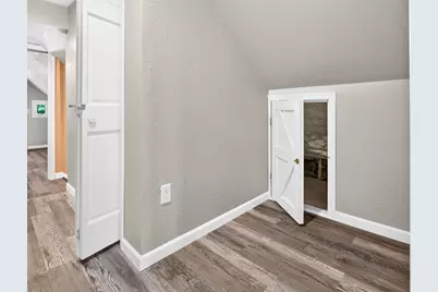 831 S Baird Street, Green Bay, WI 54301 - Photo 27
