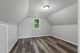 1858 Eastman Ave, Green Bay, WI 54302 - Photo 13