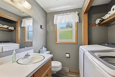 1530 Glen Road, Green Bay, WI 54313 - Photo 11