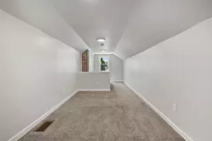 939 Sherry St, Neenah, WI 54956 - Photo 15