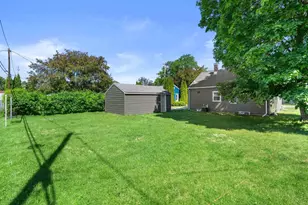 939 Sherry St, Neenah, WI 54956 - Photo 19