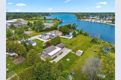1411 School Street, Two Rivers, WI 54241 - Photo 1