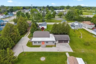 1411 School St, Two Rivers, WI 54241 - Photo 1