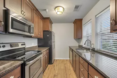 118 S Washington Street #231A, Green Bay, WI 54301 - Photo 9