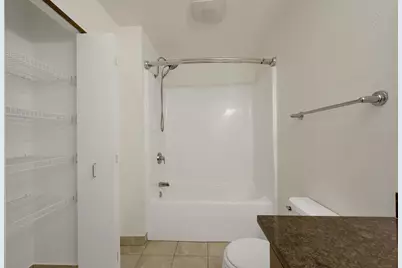118 S Washington Street #231A, Green Bay, WI 54301 - Photo 17
