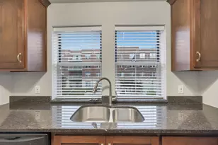 118 S Washington Street, Green Bay, WI 54301 - Photo 11