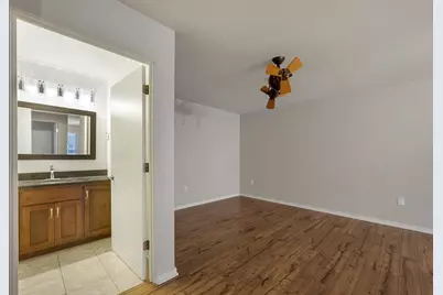 118 S Washington Street #231A, Green Bay, WI 54301 - Photo 15