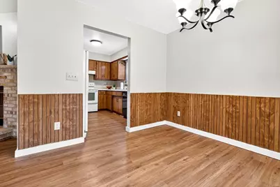 121 Alexander Drive, Neenah, WI 54956 - Photo 15