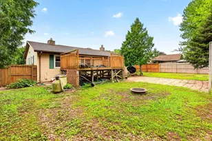 121 Alexander Dr, Neenah, WI 54956 - Photo 31