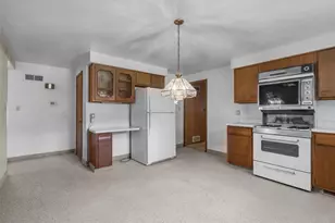 121 Hudson St, Green Bay, WI 54303 - Photo 27