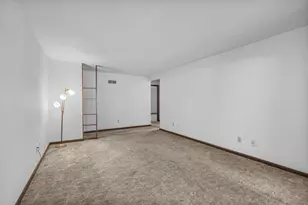121 Hudson St, Green Bay, WI 54303 - Photo 9