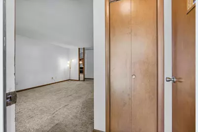 121 Hudson Street, Green Bay, WI 54303 - Photo 7