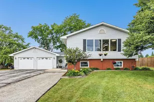 2400 S Ridge Rd, Green Bay, WI 54304 - Photo 1