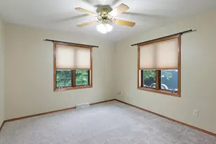 2562 Rebecca Ann Dr, New Franken, WI 54229 - Photo 19