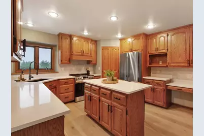 2562 Rebecca Ann Drive, New Franken, WI 54229 - Photo 7