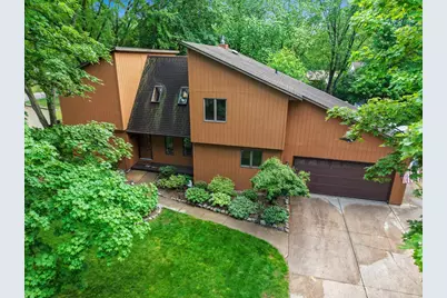 516 E Eagle Terrace, Green Bay, WI 54313 - Photo 3