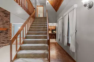 516 E Eagle Terrace, Green Bay, WI 54313 - Photo 9