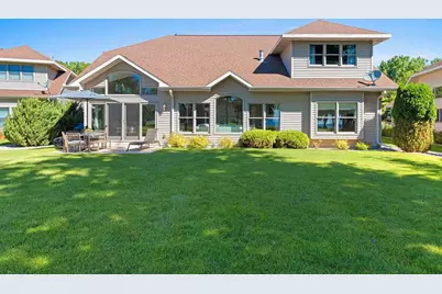 935 Brighton Drive, Menasha, WI 54952 - Photo 5