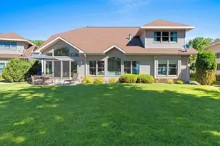 935 Brighton Dr, Menasha, WI 54952 - Photo 5