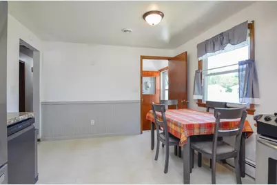 614 Karl Street, Green Bay, WI 54301 - Photo 9