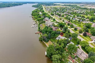 2281 Lost Dauphin Rd, De Pere, WI 54115 - Photo 49