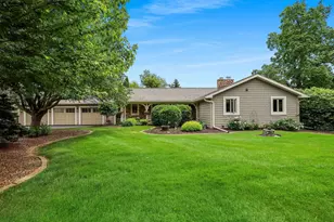 2281 Lost Dauphin Rd, De Pere, WI 54115 - Photo 3