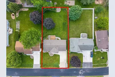 2615 W Sunnyview Circle, Appleton, WI 54914 - Photo 5