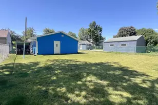512 W 19th Ave, Oshkosh, WI 54904 - Photo 19