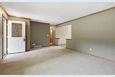 2900 E Lourdes Drive, Appleton, WI 54915 - Photo 5