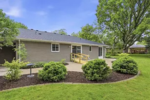 2900 E Lourdes Dr, Appleton, WI 54915 - Photo 33