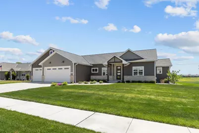 2157 Fox Point Circle, De Pere, WI 54115 - Photo 5