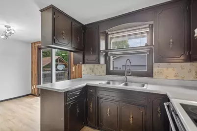 928 N 6th Avenue, Sturgeon Bay, WI 54235 - Photo 9