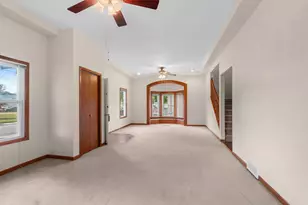 210 River St, Neenah, WI 54956 - Photo 7