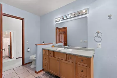 2100 Hillside Lane, Green Bay, WI 54302 - Photo 21