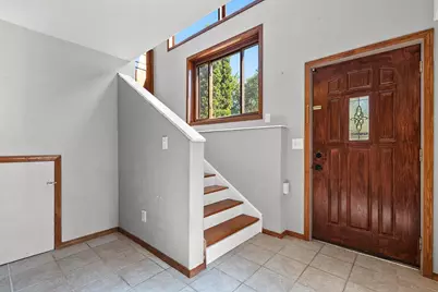 2100 Hillside Lane, Green Bay, WI 54302 - Photo 3