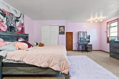 2100 Hillside Lane, Green Bay, WI 54302 - Photo 27