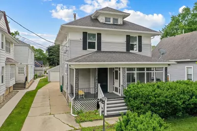 217 12th Avenue, Green Bay, WI 54303 - Photo 1