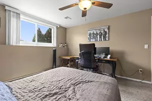 1329 S Franco Ct, De Pere, WI 54115 - Photo 29