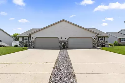 1329 S Franco Court #2, De Pere, WI 54115 - Photo 3