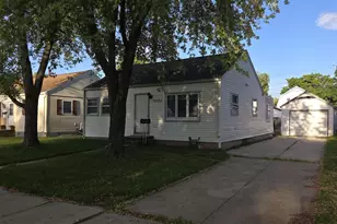 1735 11th Ave, Green Bay, WI 54304 - Photo 3