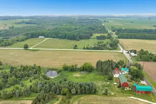 N8938 Wolf River Dr, Algoma, WI 54201 - Photo 33