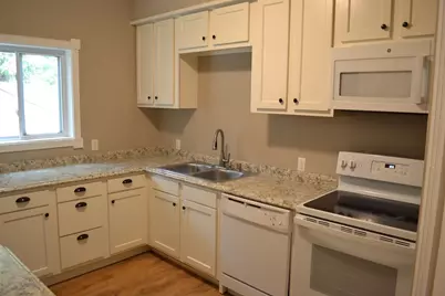 440 Church Avenue, Oshkosh, WI 54901 - Photo 7
