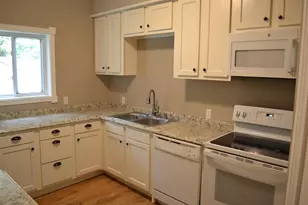 440 Church Ave, Oshkosh, WI 54901 - Photo 7