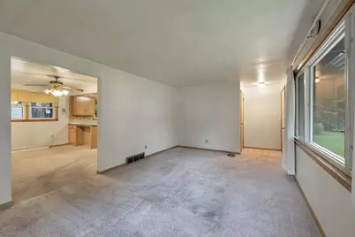 962 Coppens Road, Green Bay, WI 54303 - Photo 3