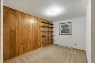 962 Coppens Rd, Green Bay, WI 54303 - Photo 17